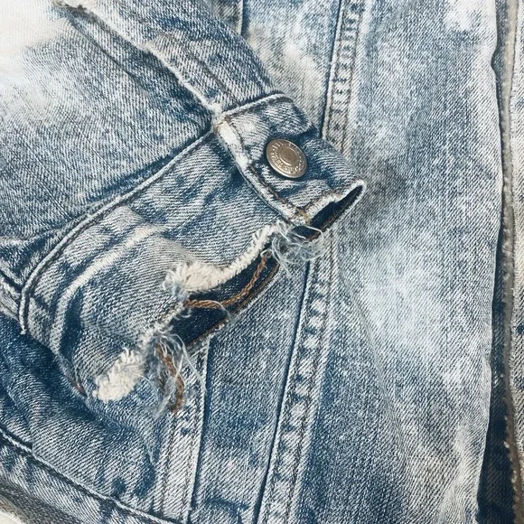 Levi's Denim Jacket Mens XL Blue Acid Wash Trucker Sherpa Fleece Lined 70520 - Picture 12 of 12